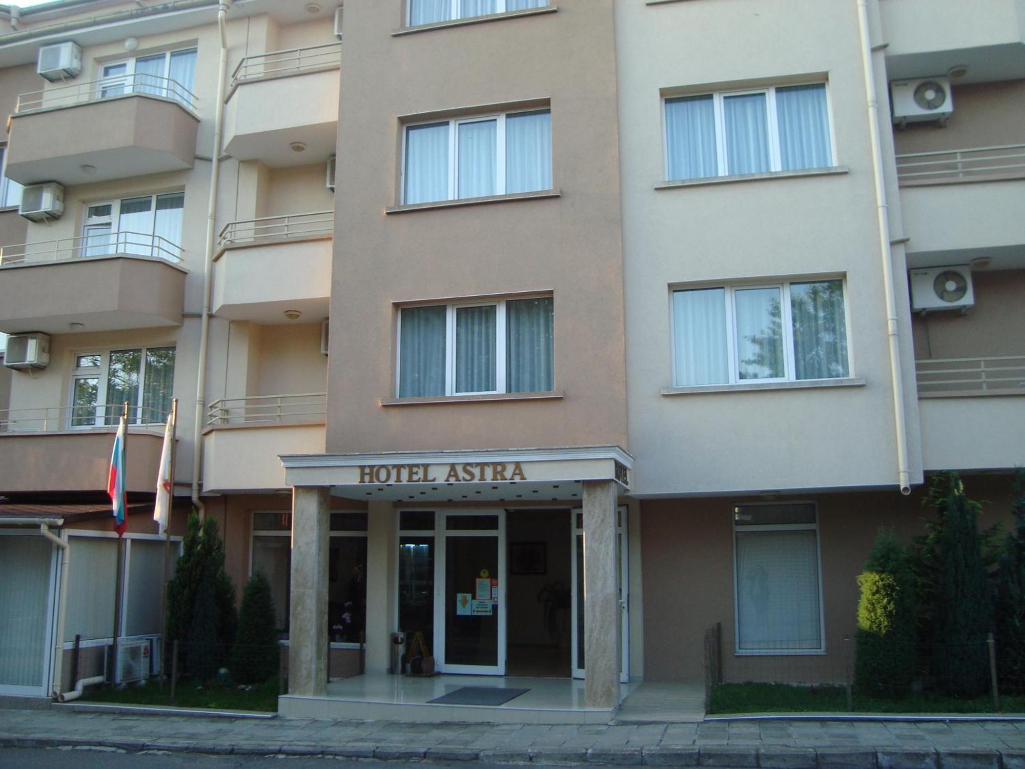 Hotel Astra Ravda Exterior photo