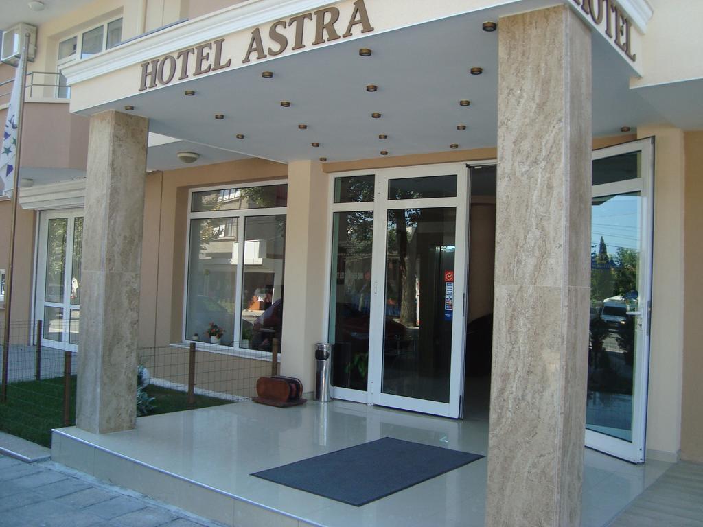 Hotel Astra Ravda Exterior photo