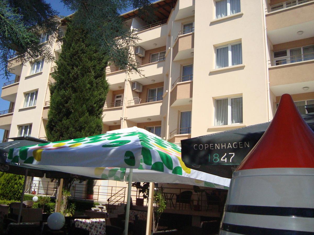 Hotel Astra Ravda Exterior photo